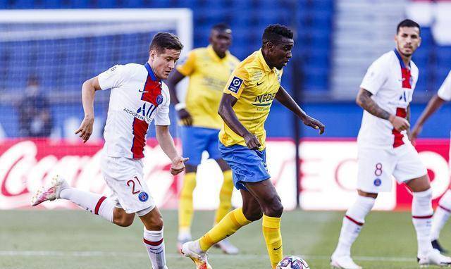 索肖主场爆冷负于尼姆，比分惨重