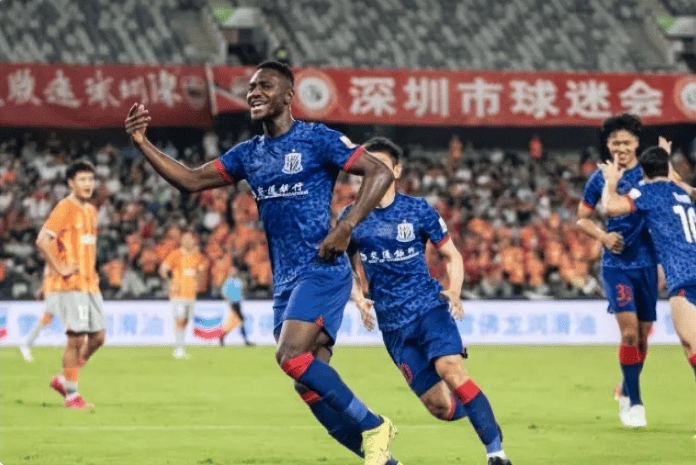 关于申花中场核心复出,球队雄心勃勃冲击冠军的信息 关于申花中场核心复出,球队雄心勃勃冲击冠军的信息