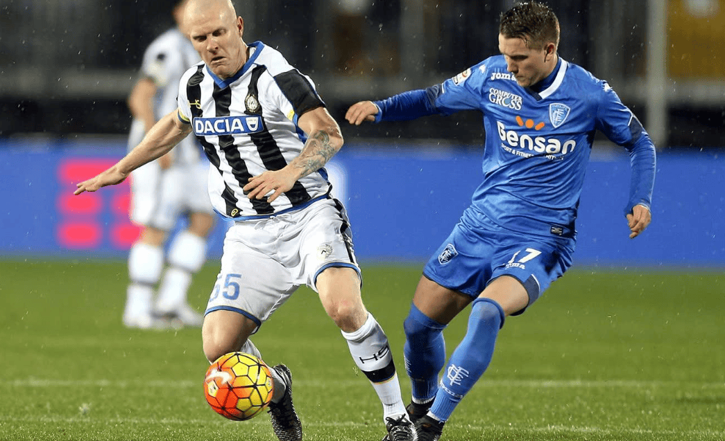 包含罗马客场挑战乌迪内斯，谁能占据上风？的词条