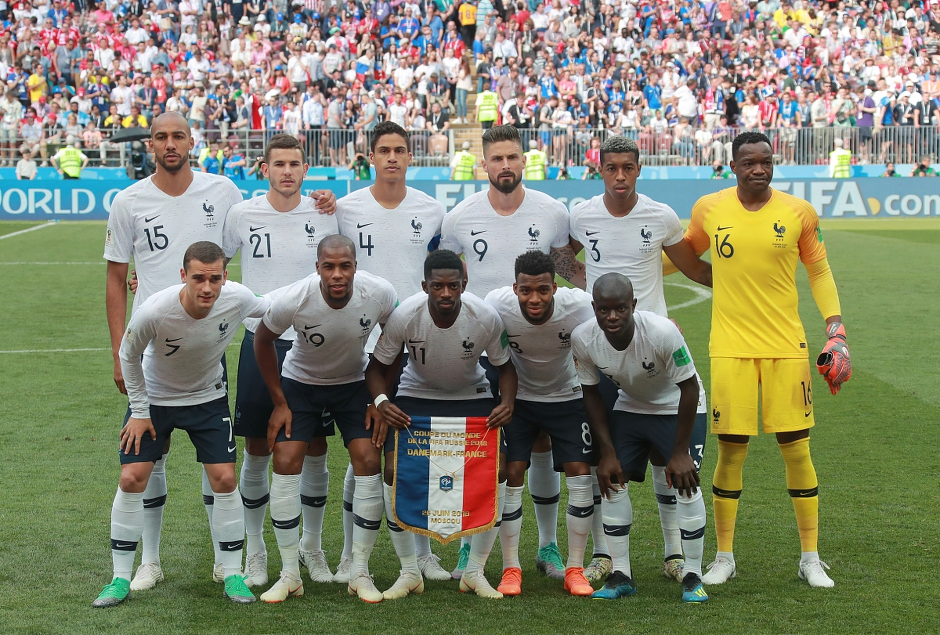 波兰队轻松取胜，跻身欧锦赛参赛优势阵营