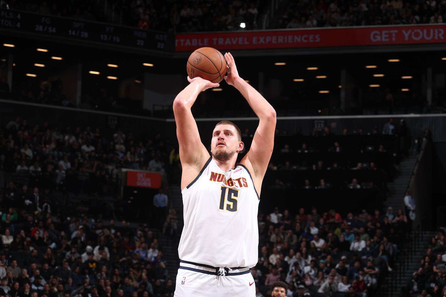 掘金队替补充分稳定,助球队难以战胜 掘金队替补充分稳定,助球队难以战胜