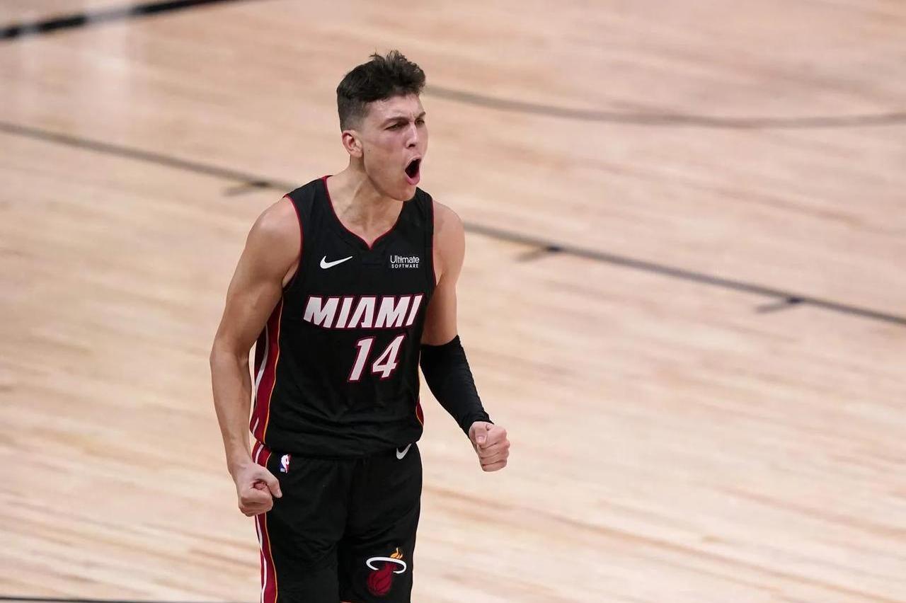 巴勒莫遭遇失利，球队状态低迷