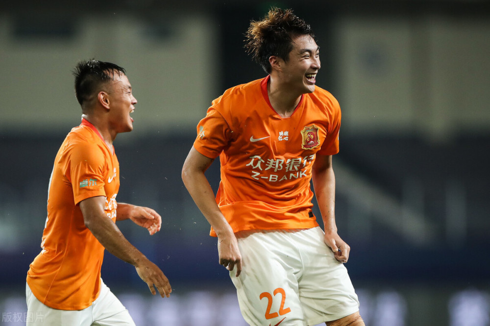 关于北京队在比赛中获得胜利,稳固领先优势的信息 关于北京队在比赛中获得胜利,稳固领先优势的信息