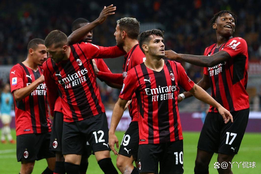 AC米兰击败阿贾克斯，势如破竹的简单介绍