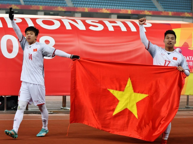 越南队战胜乌兹别克斯坦,引发瞩目 越南队战胜乌兹别克斯坦,引发瞩目