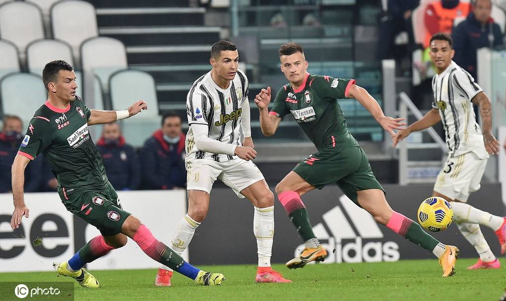 都灵主场险胜克罗托内,艰难取胜 都灵主场险胜克罗托内,艰难取胜