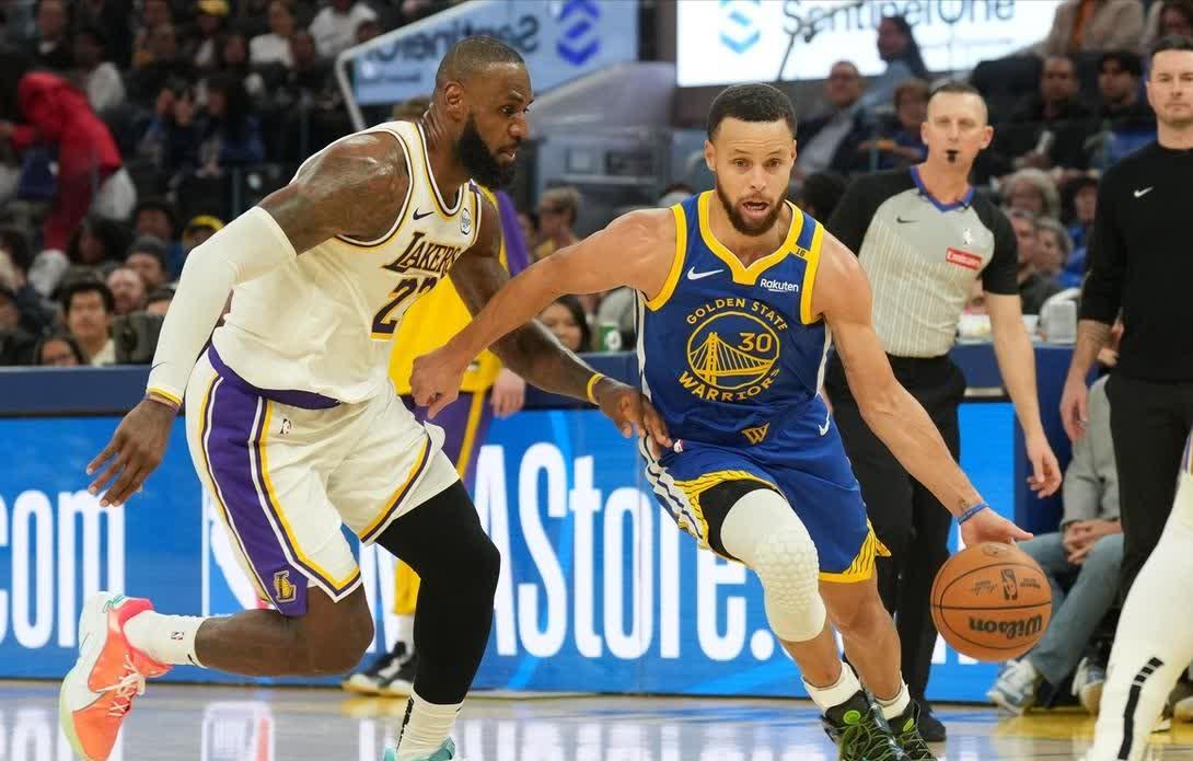 九游体育网页版-包含勇士遭遇三连败，卫冕冠军陷入低谷的词条