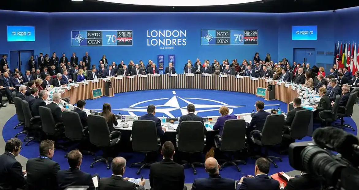 九游体育app-芬兰与乌克兰战平竞争激烈