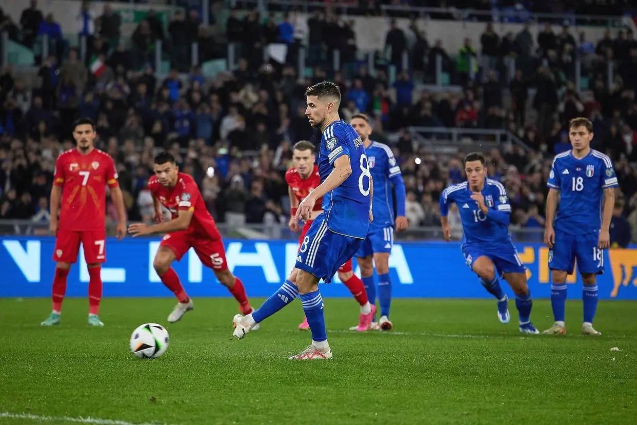 包含欧预赛战绩排行榜出炉，实力强队傲视群雄的词条