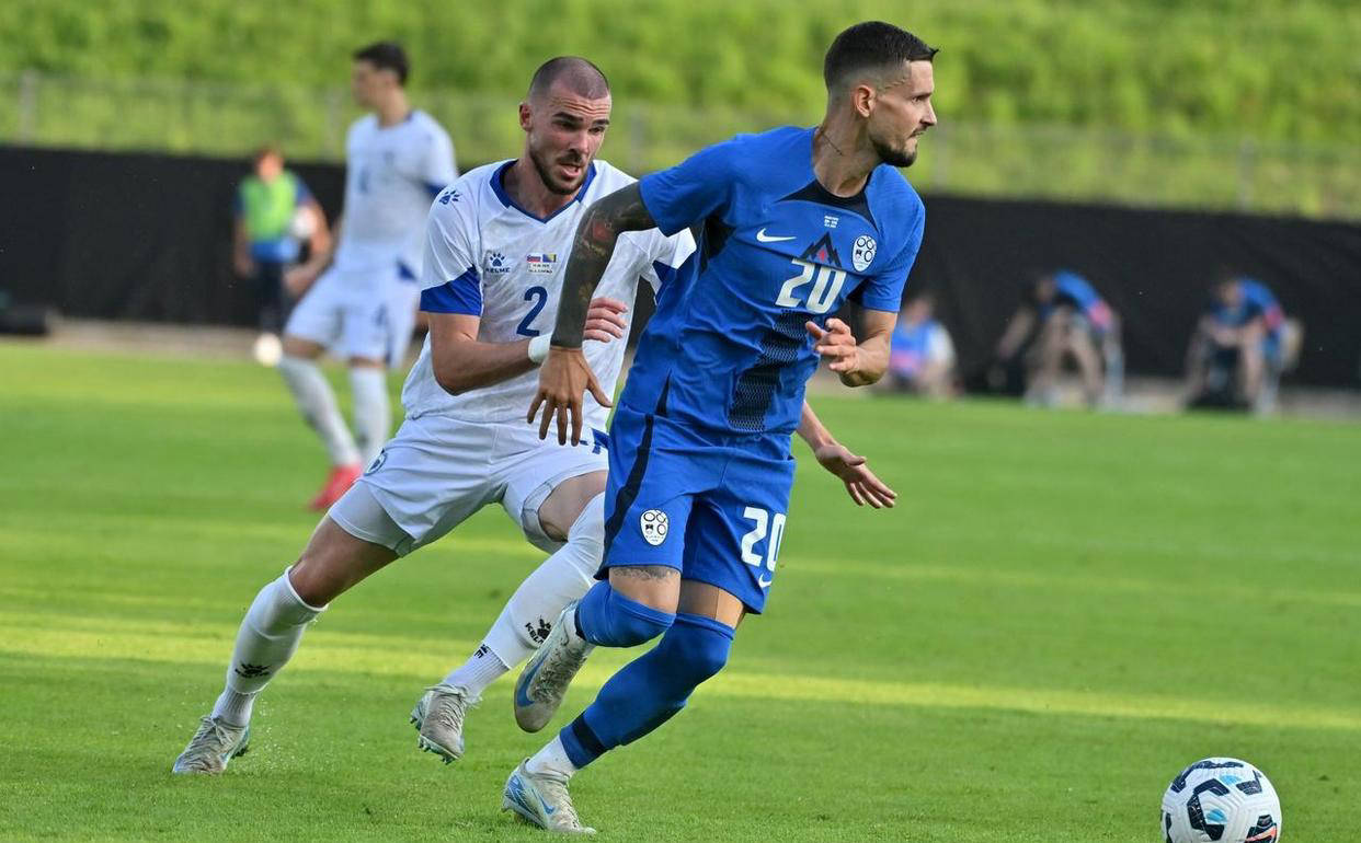 九游体育在线-斯洛文尼亚队战胜俄罗斯，晋级16强赛的简单介绍