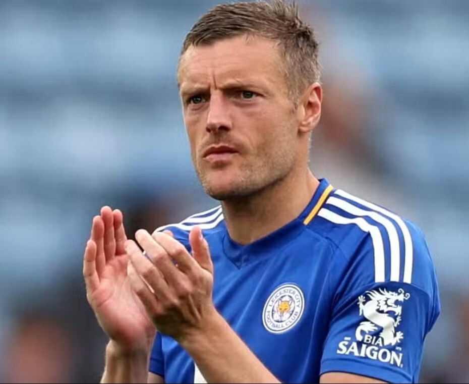 关于瓦伦西亚宣布签下乌拉圭球员萨尔维亚的信息 关于瓦伦西亚宣布签下乌拉圭球员萨尔维亚的信息