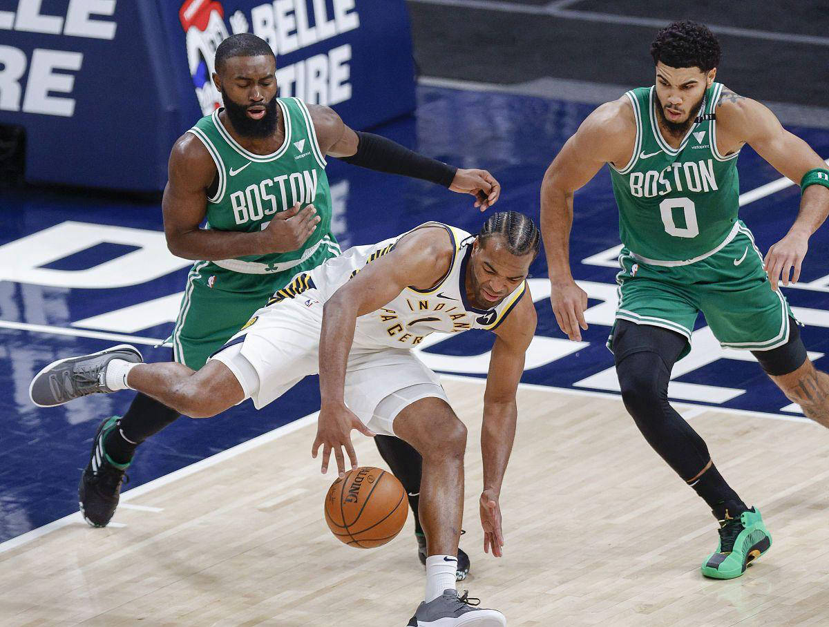 篮网大胜凯尔特人,取得连胜 篮网大胜凯尔特人,取得连胜