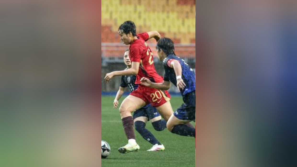 阿尔梅里亚遭遇遗憾失利，球员失望离场