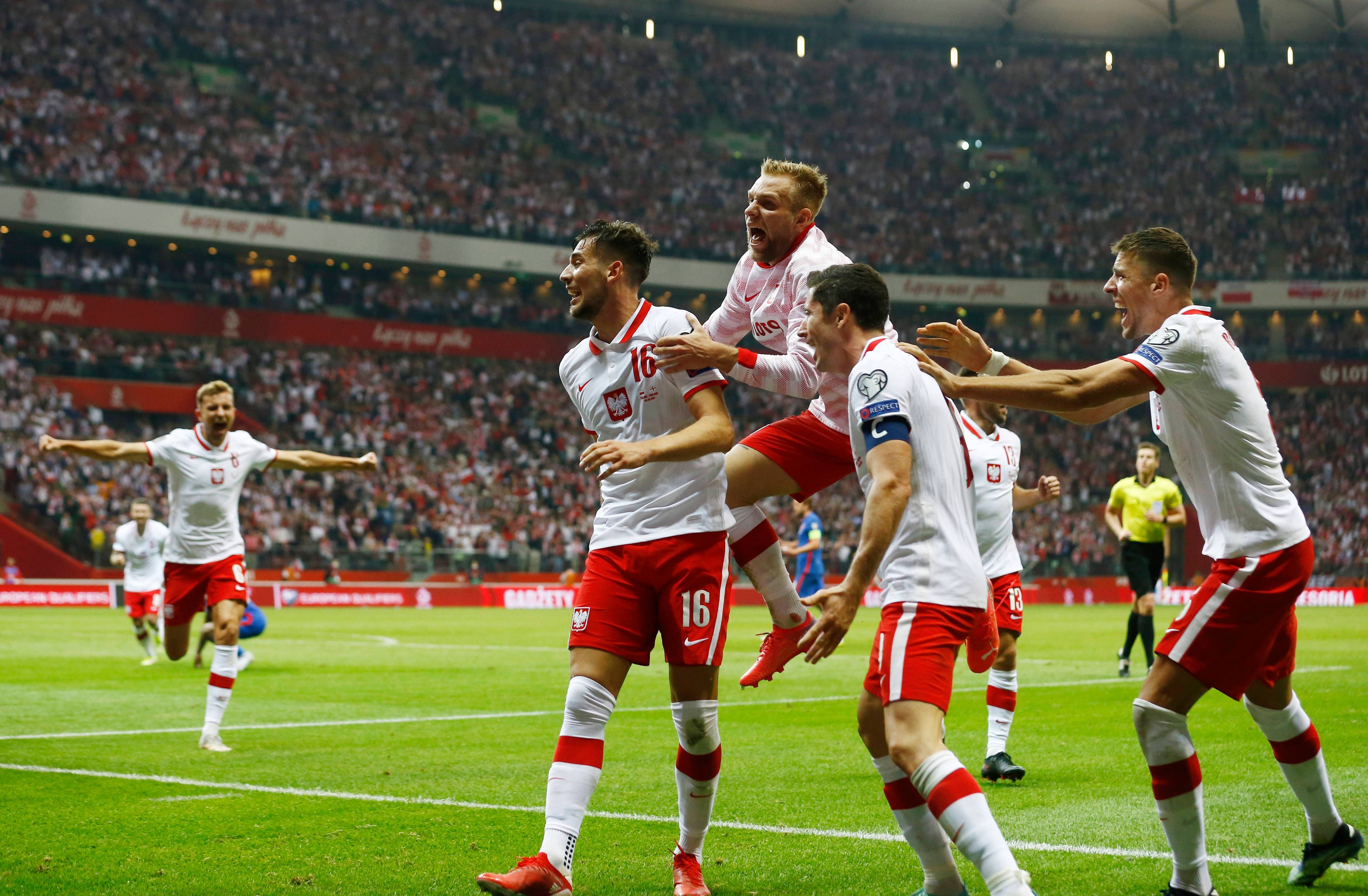 欧洲足坛强强对决，顶尖球队争夺胜利向幕共的简单介绍