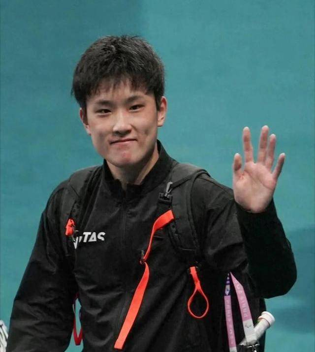 九游体育官方登录入口-日本国家队新星崭露头角，助球队晋级的简单介绍