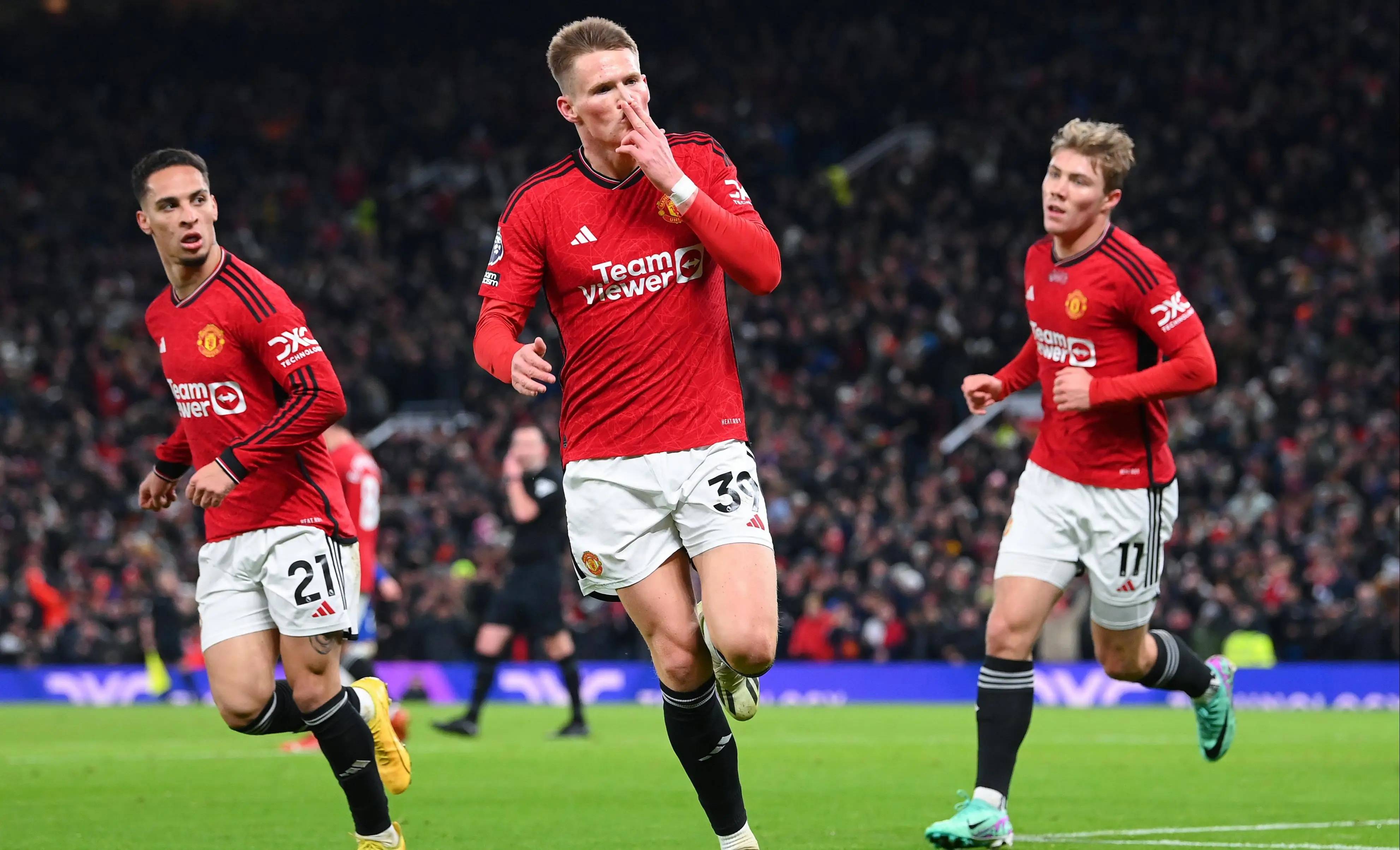 包含切尔西大胜,跻身英超前四名的词条 包含切尔西大胜,跻身英超前四名的词条