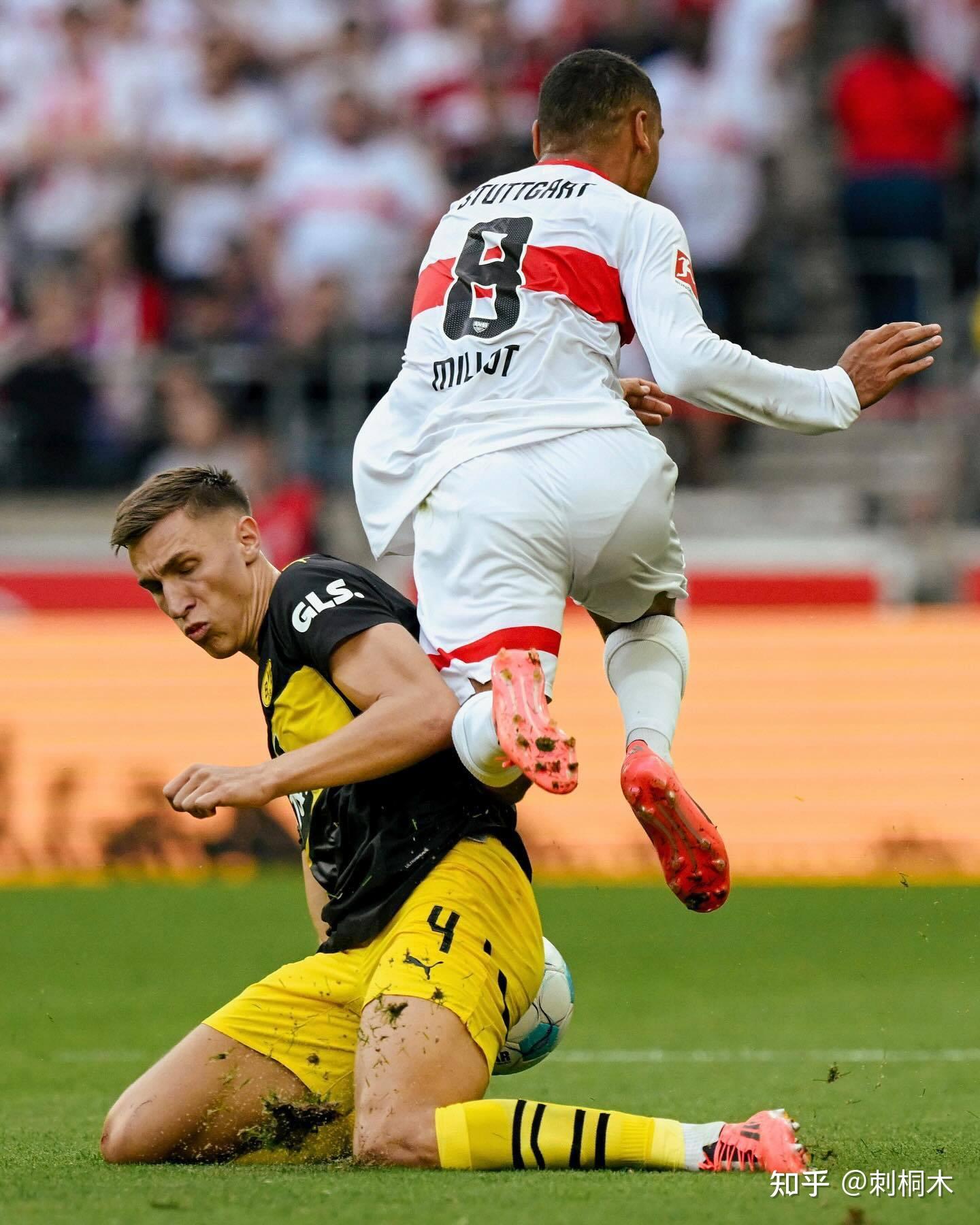 多特蒙德客场失利,遭遇尴尬连败 多特蒙德客场失利,遭遇尴尬连败