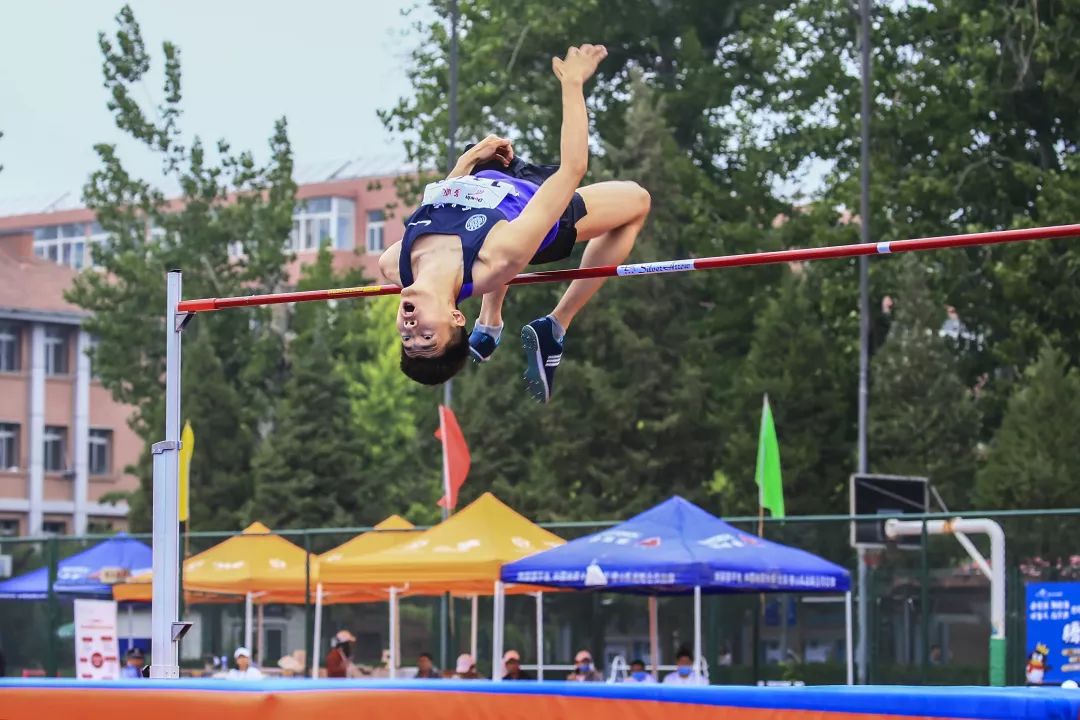 法国田径队勇夺团体项目冠军