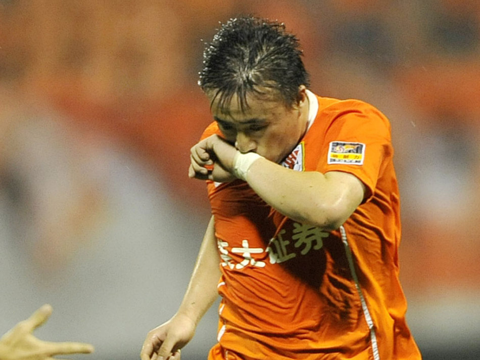 包含重庆力帆冒雨比赛,迎战青岛中能寻求突破的词条 包含重庆力帆冒雨比赛,迎战青岛中能寻求突破的词条