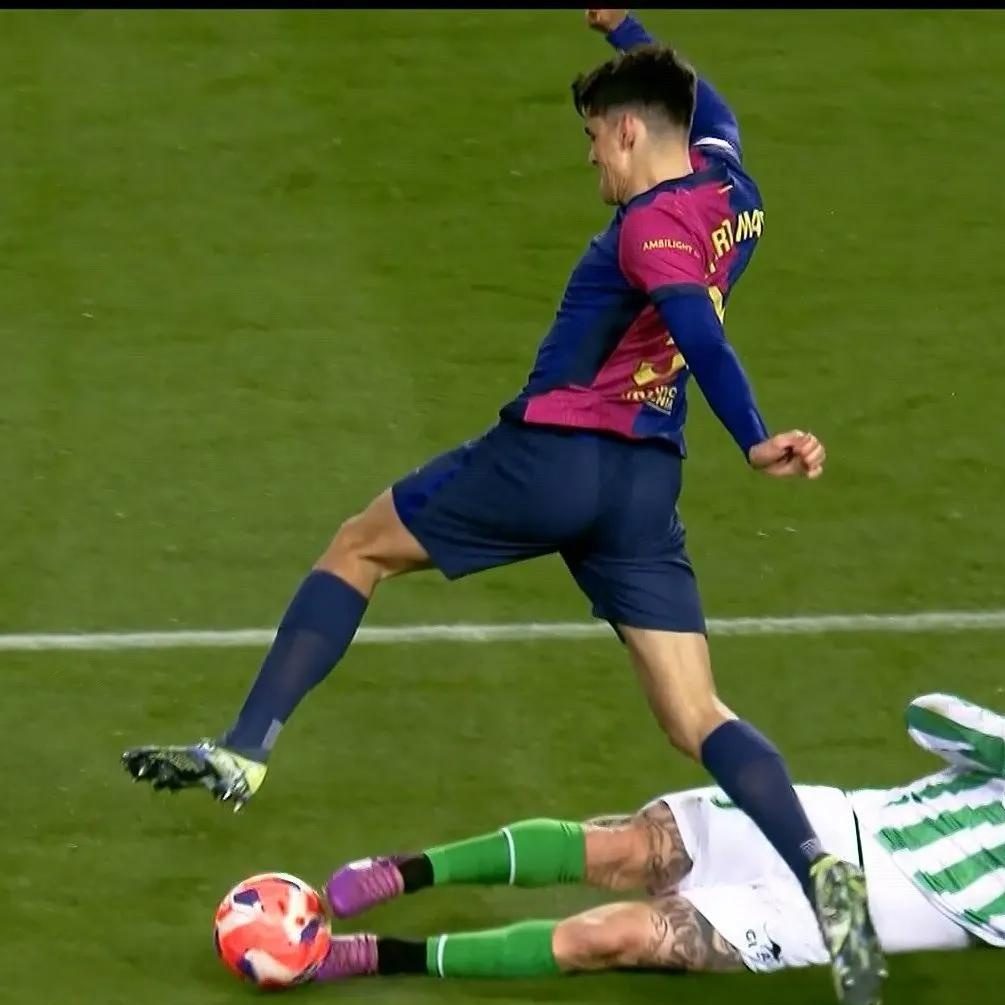 九游体育网页版登录入口-西班牙运动员在篮球比赛中实现逆转