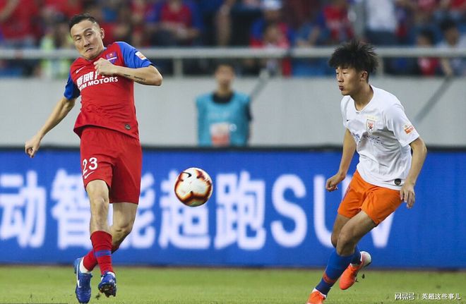 申花客场与恒大战平收获积分