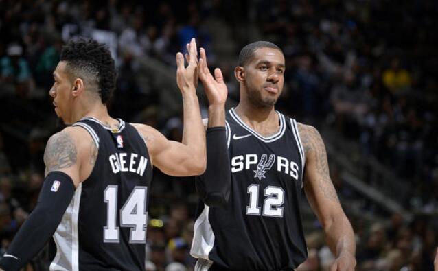 九游体育官方入口-刺客之碰撞，马刺队迎战人队，谁将笑到最后？