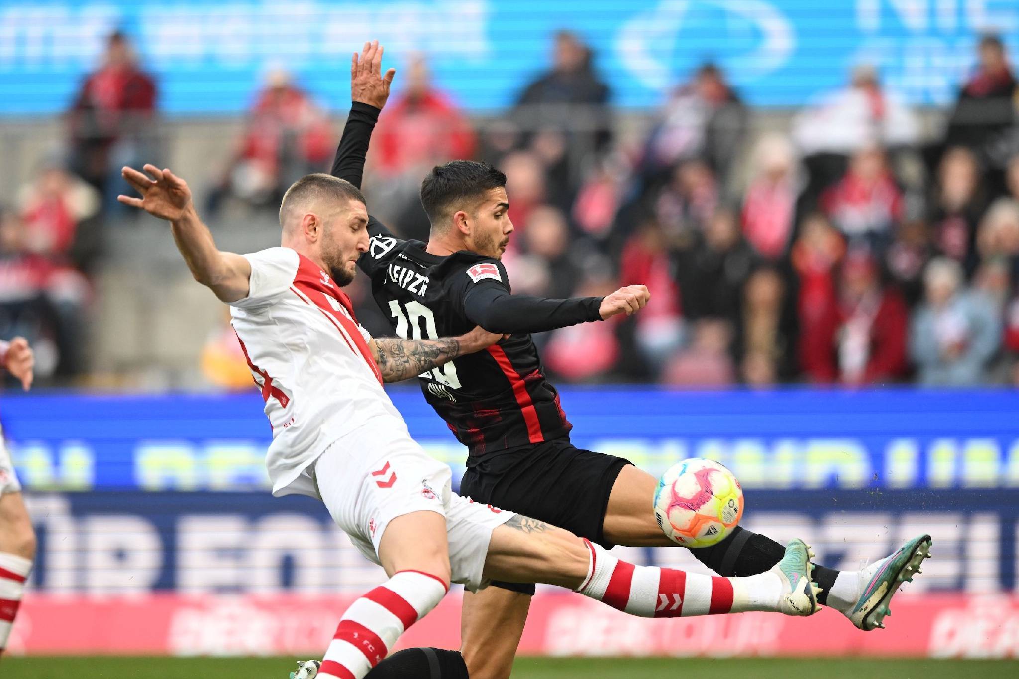 尤文图斯客场不敌阿贾克斯，遭遇出局危机